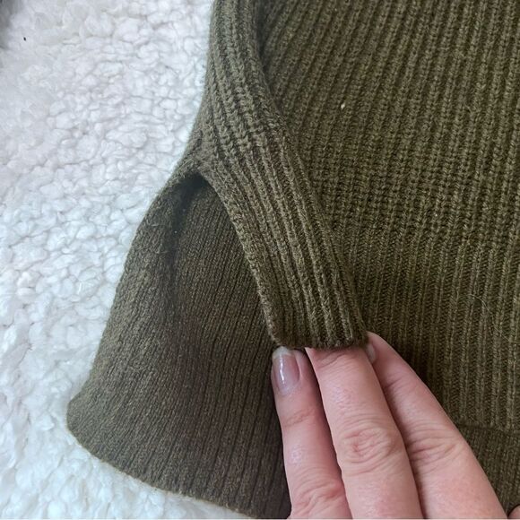 🌟Madewell Thompson army green pocket pullover, women’s size XS - Picture 3 of 7